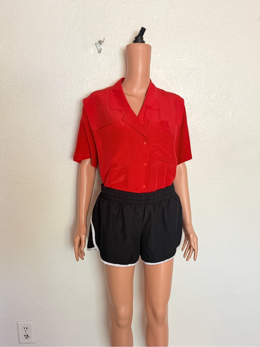 Vtg Argenti Red Silk Short Sleeve Button Up Blouse sz 6